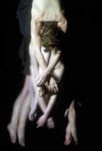 werk van Kris Verdonck tijdens zijn voorstelling op atelier 64