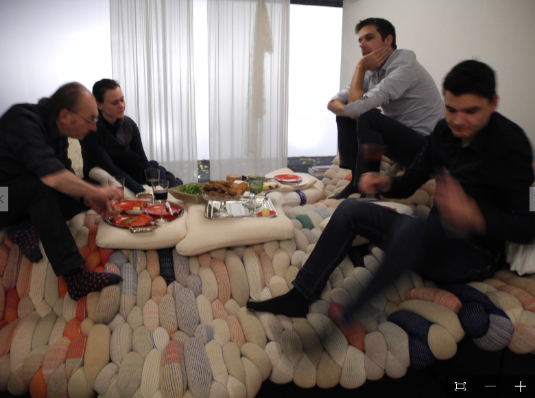 gezellig tafelen in het Lichtbed